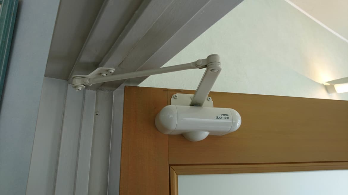 ドアマン交換 知多市 | 知多市でドアマン交換なら藤井建具店